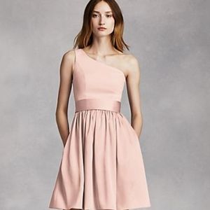 White by Vera Wang one shoulder dress size 10